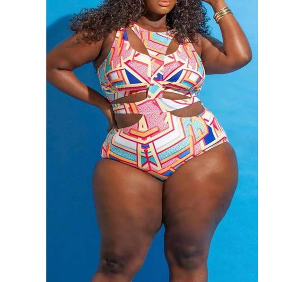 Ethnic Print Plus Size One Piece Swimsuit Bikini - Picture 7 of 12